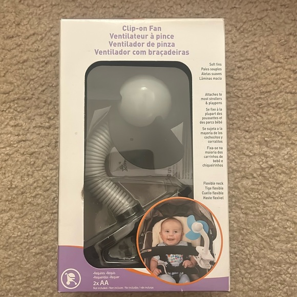Dreambaby Clip-on Fan - Silver/Black - Picture 5 of 6